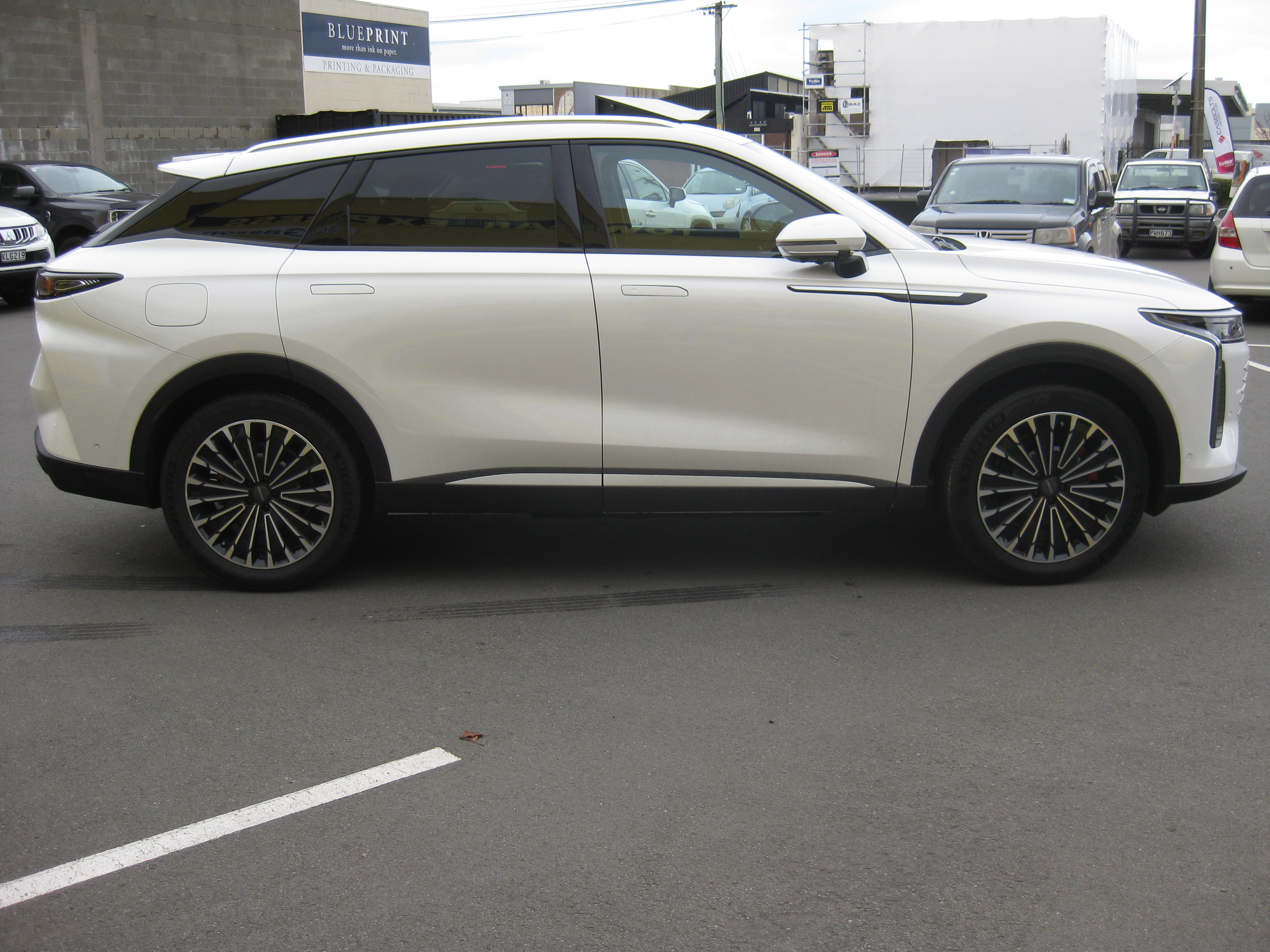 OMODA O9 STATIONWAGON 2025-CURRENT